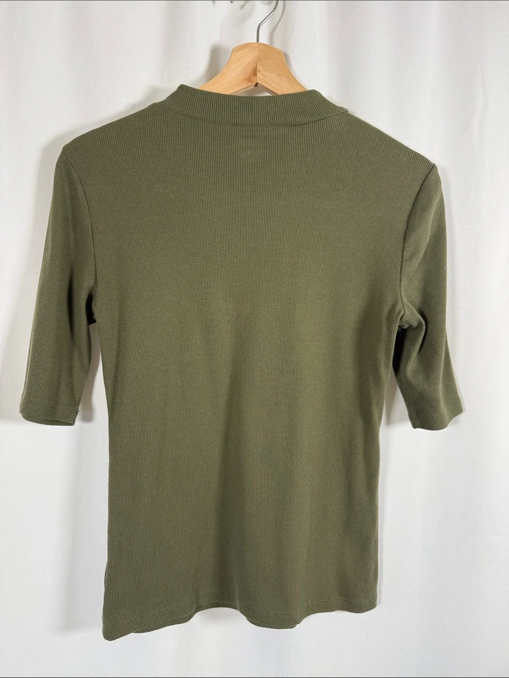 GAP Olive Green Mock Neck Short Sleeve Top